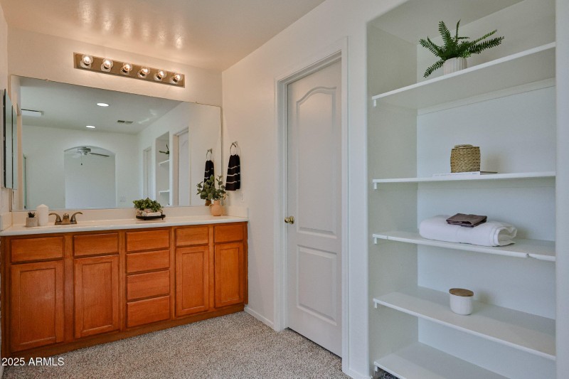 Spacious Bathroom