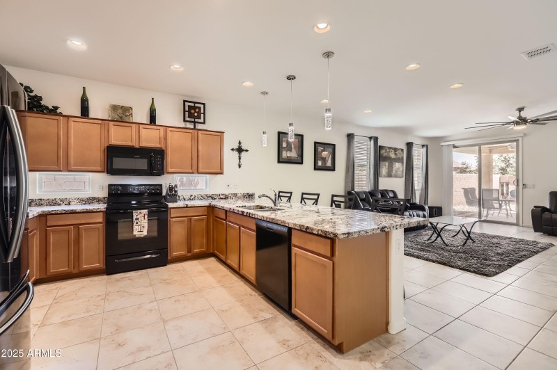 7665 W Fetlock Trail - MLS Sized - 009 -