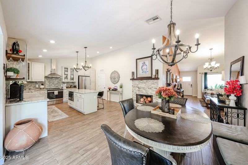 Kitchen & dinning