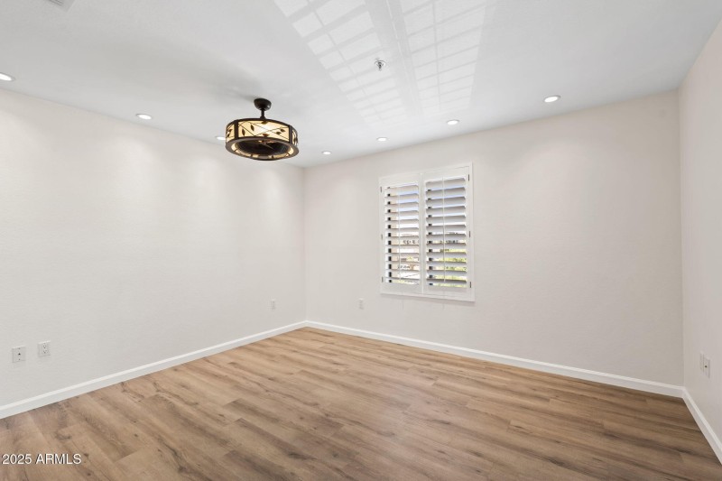 PLANTATION SHUTTERS