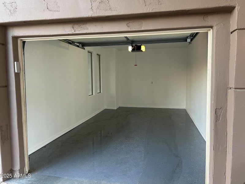 Garage-1