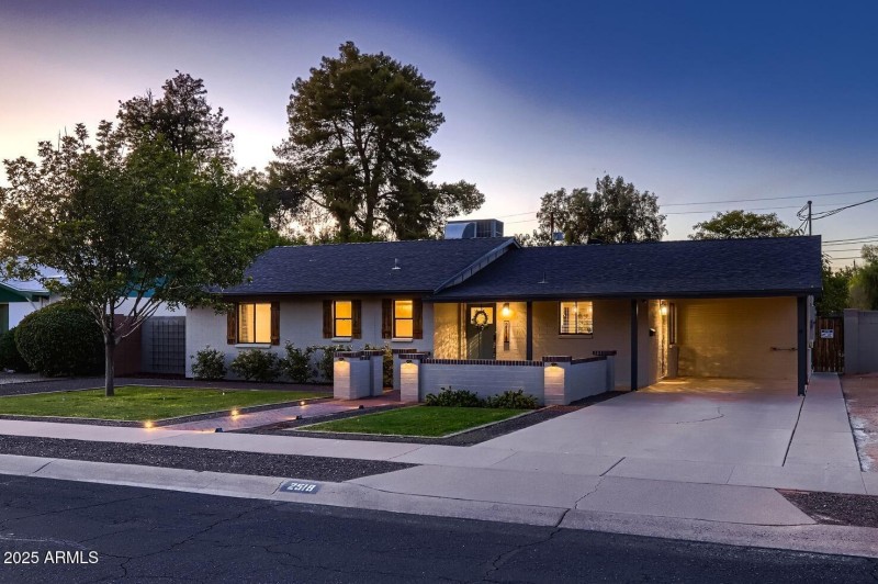 2518 E Flower St - Web Quality - 001 - 0