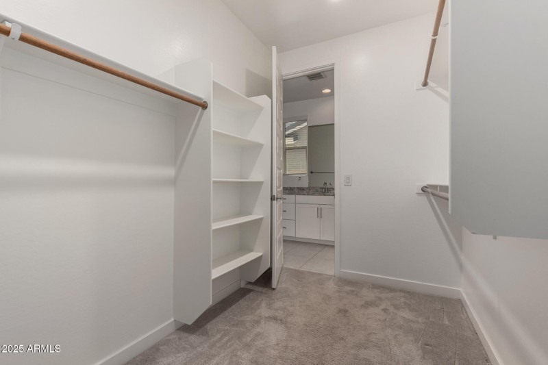 Primary Suite - Closet
