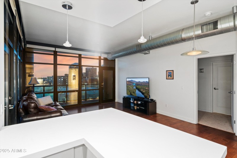 12-Living Room