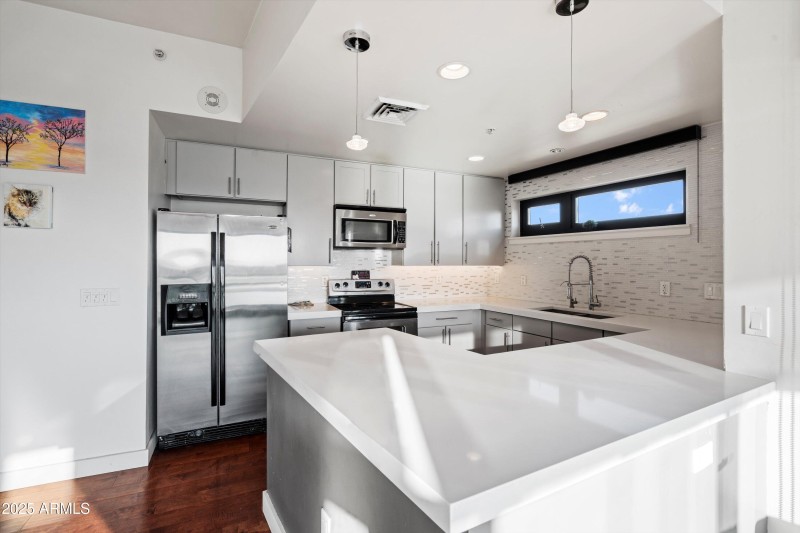 15-Kitchen