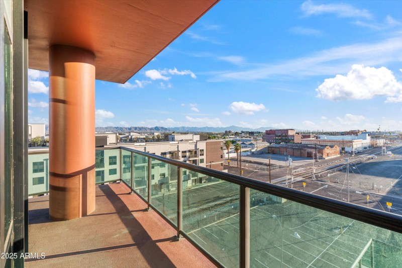 29-Balcony View