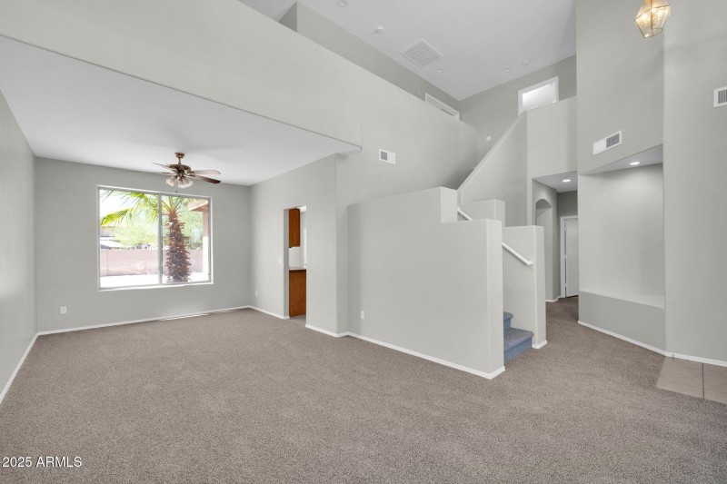 2605 W Darrel Rd-6