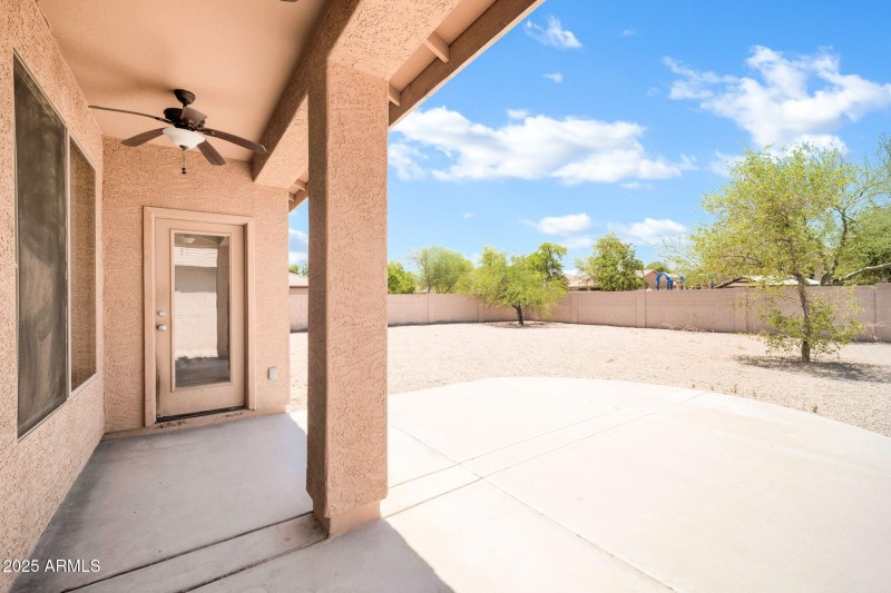 2605 W Darrel Rd-31