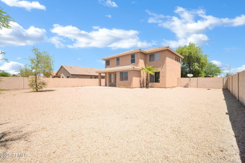 2605 W Darrel Rd-33