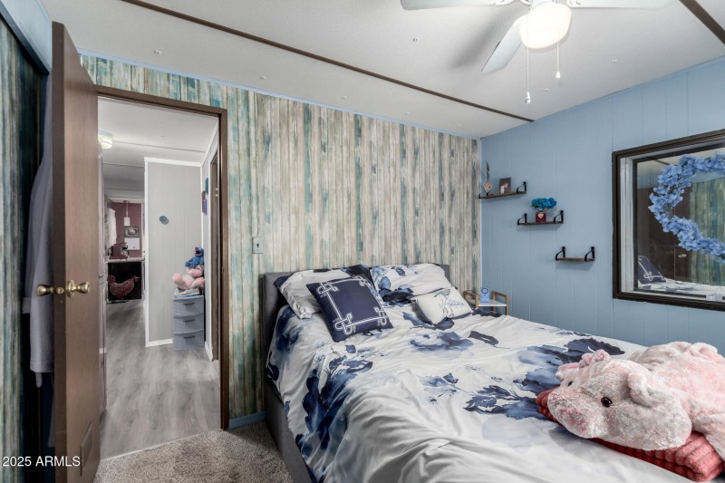 21 - Broadway 9302