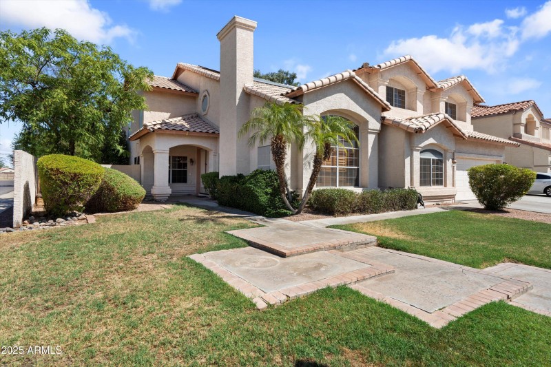 06-Front of Home