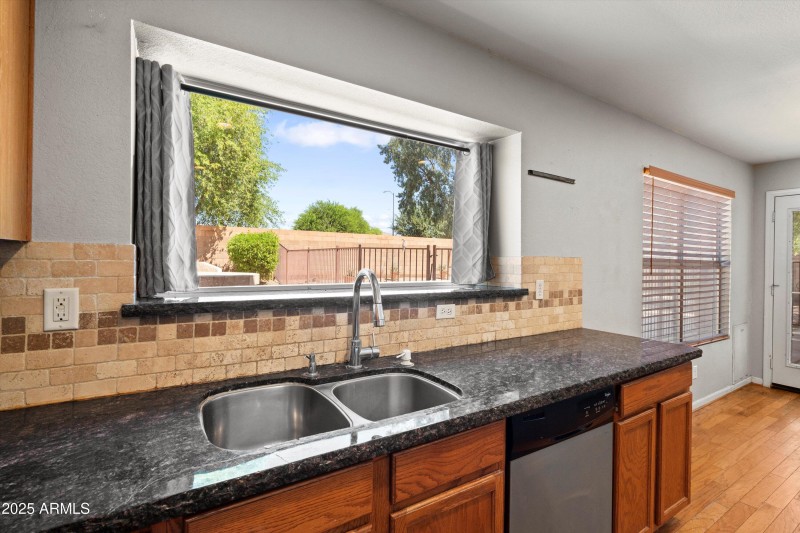 19-Kitchen