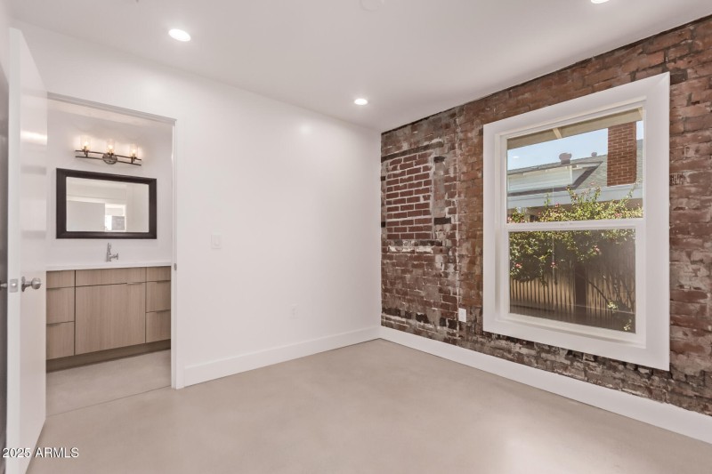 20 Longview