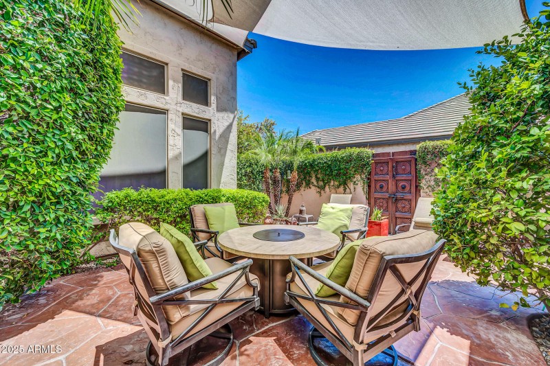 2383 E Zion-76_(2048)