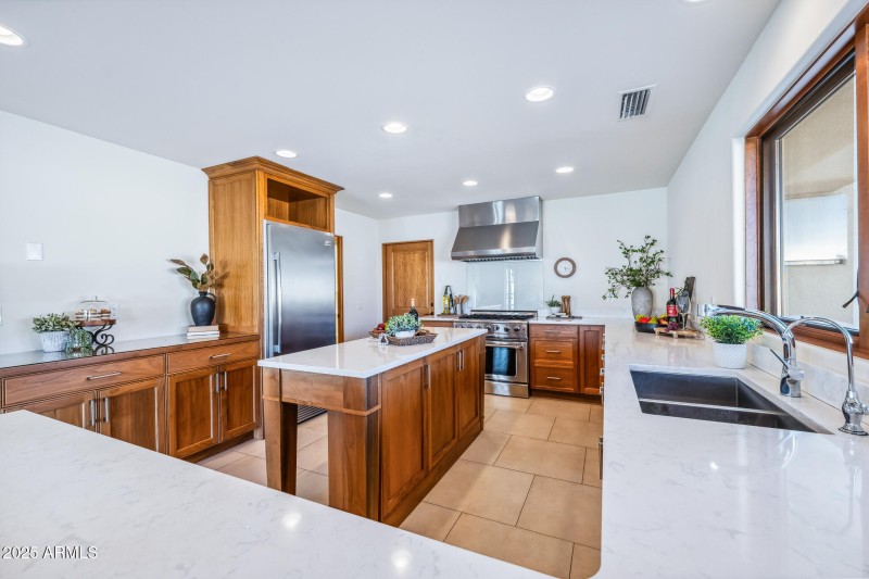 300 Jones Dr, Lake Havasu City AZ-022