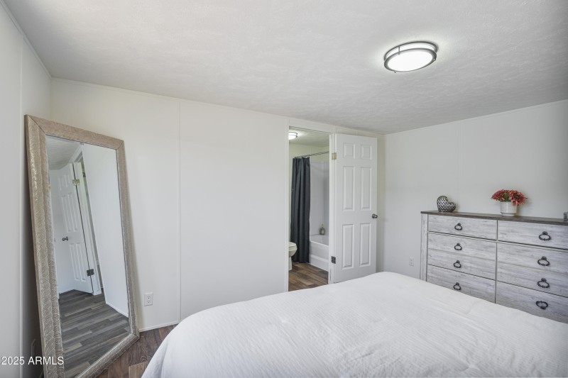 Primary Bed