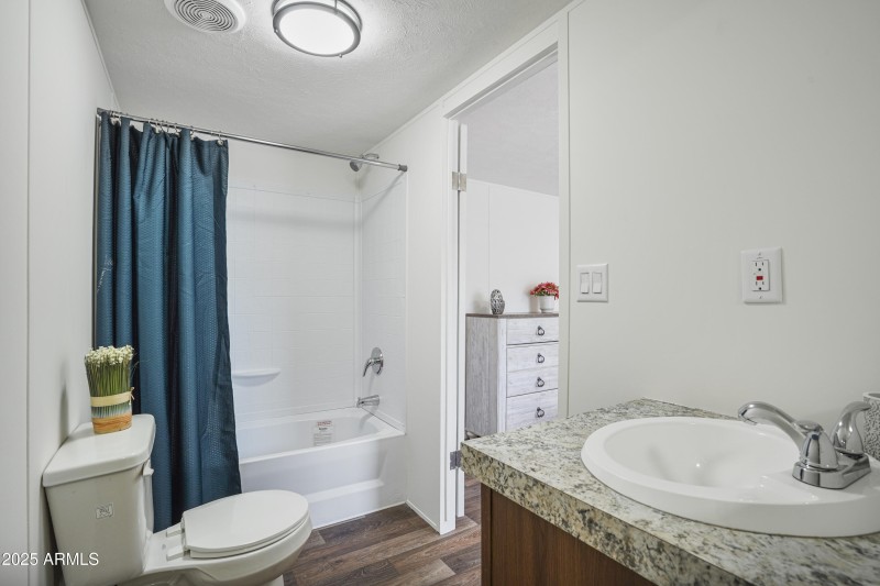 Primary bath