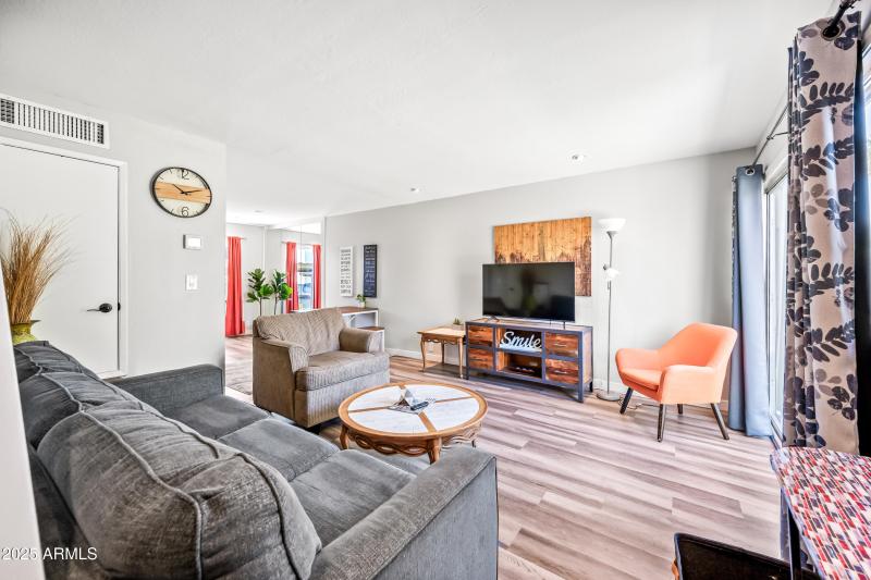 4-4630N68S242-ocupix