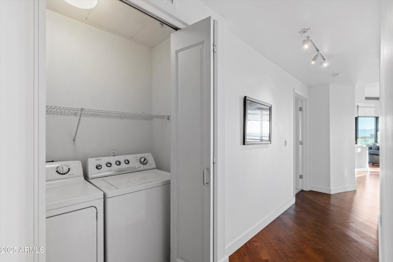 1-Laundry Area