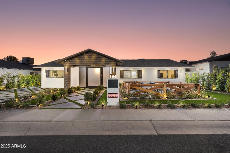 WELCOME HOME!