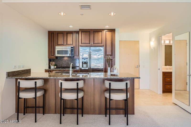 7151 E Rancho Vista Drive #6002 - Web Qu