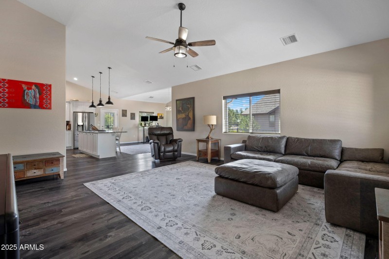 460SMountainPinesAve-ShowLow-AZ-5