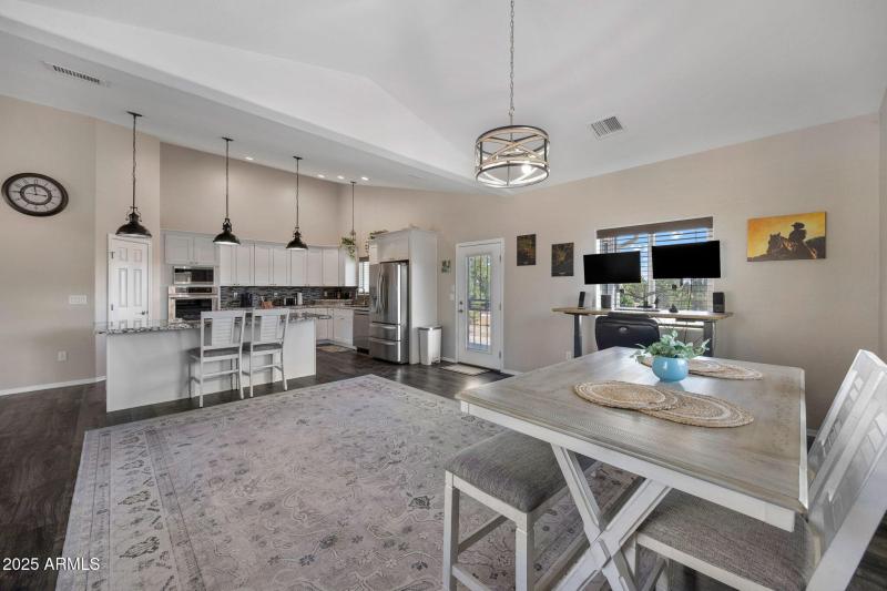 460SMountainPinesAve-ShowLow-AZ-8