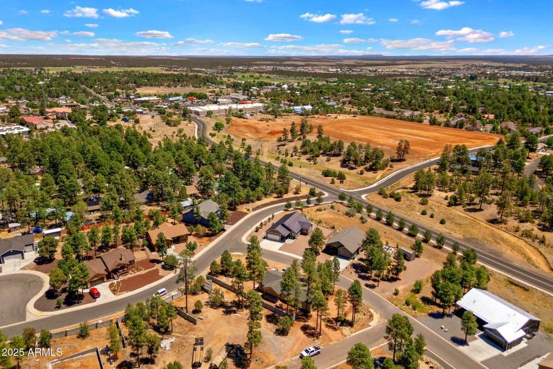 460SMountainPinesAve-ShowLow-AZ-35