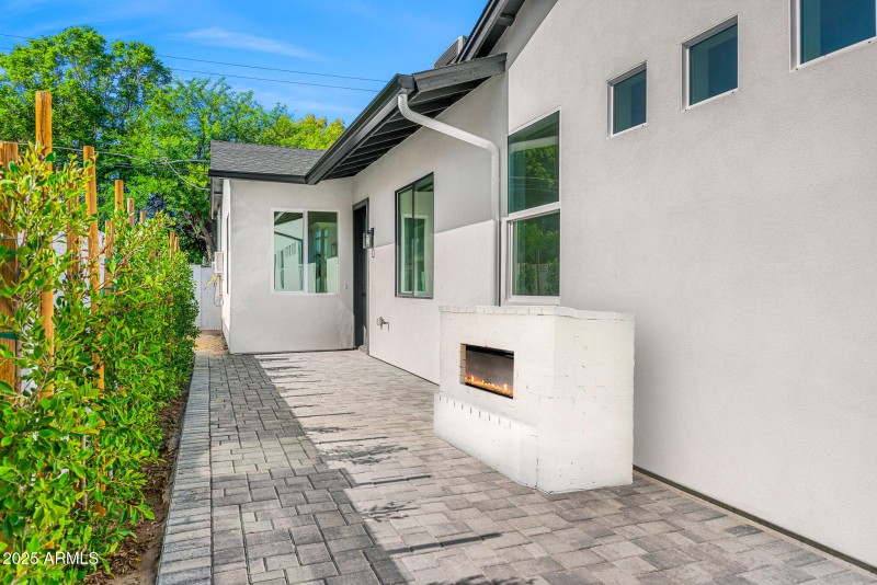 casita entrance and lounge-Edit