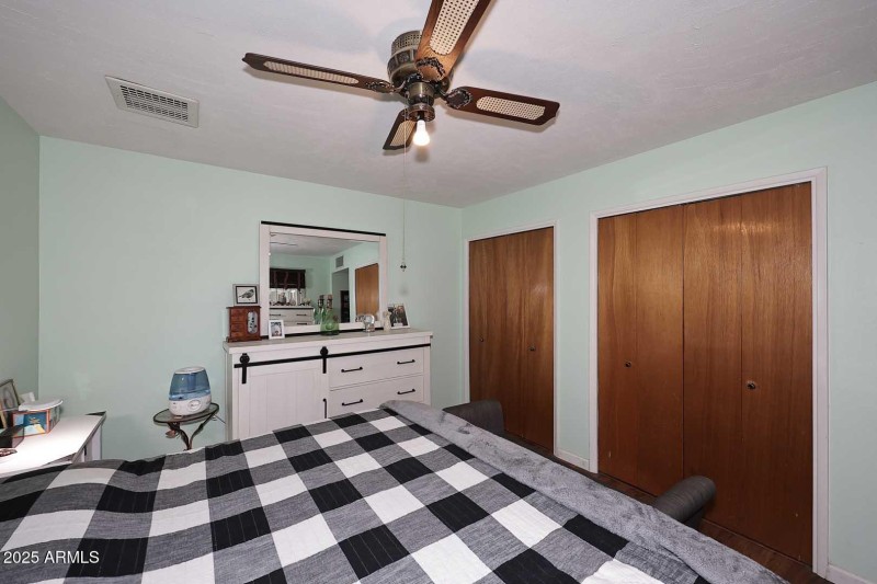Primary Bedroom2