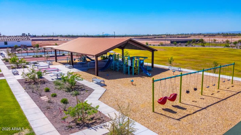 Canyon-Park-swings