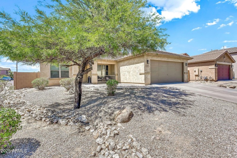 1147 E Harvest Rd-2