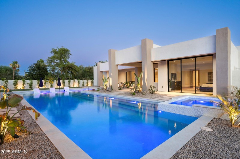 Resort-Style Experience