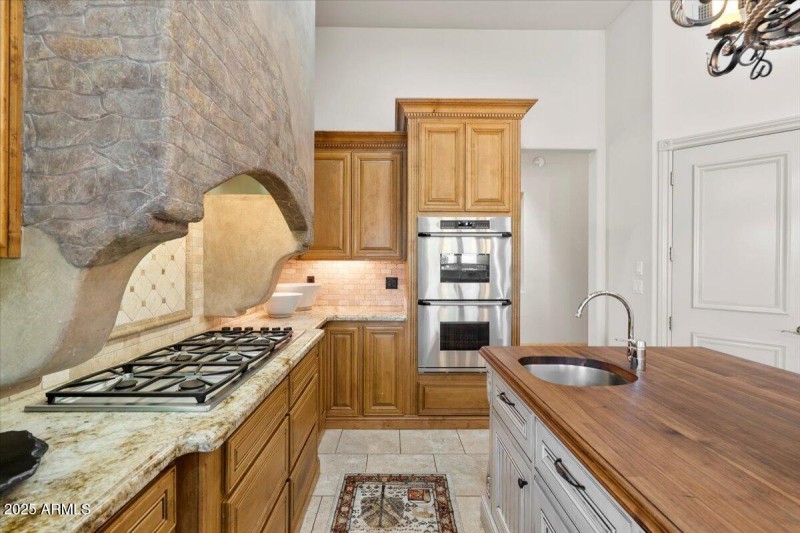 6 Burner Range Double Ovens