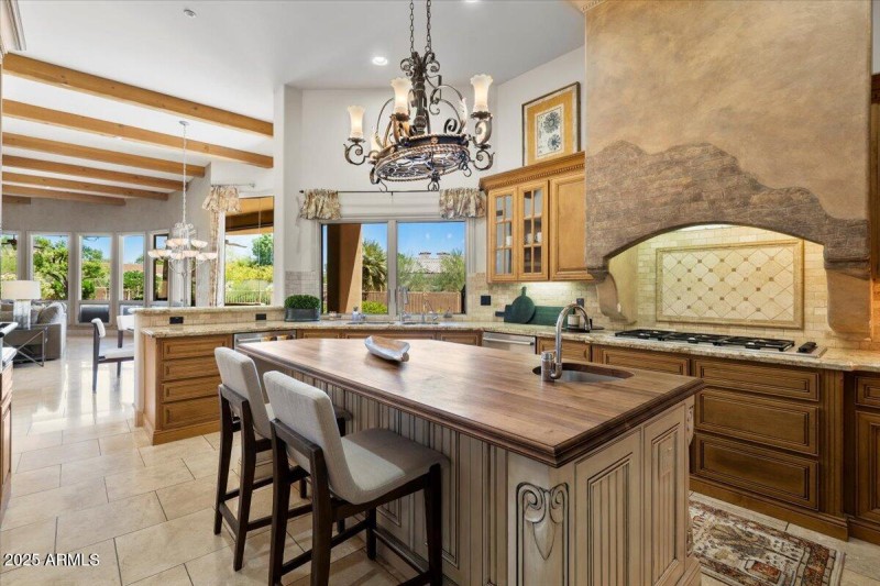 Kitchen with Island Open t Family Room