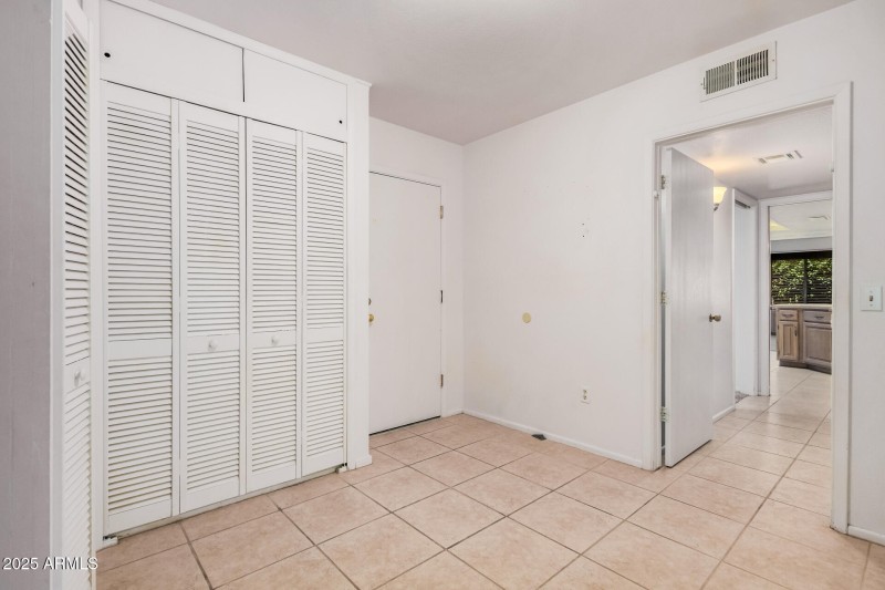 Extra Room