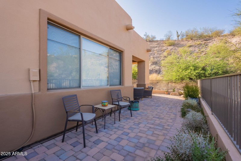 9817 N AZURE CT 8, Fountain Hills