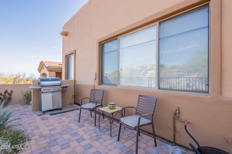 9817 N AZURE CT 8, Fountain Hills