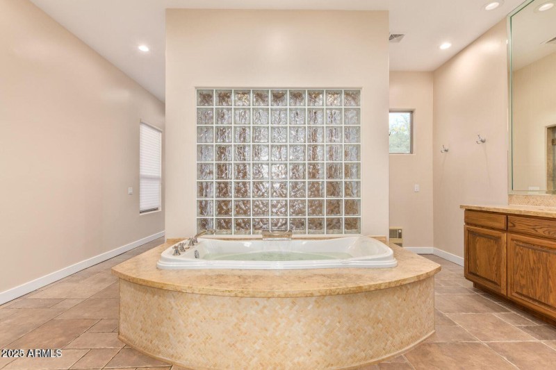 Owner's Bath