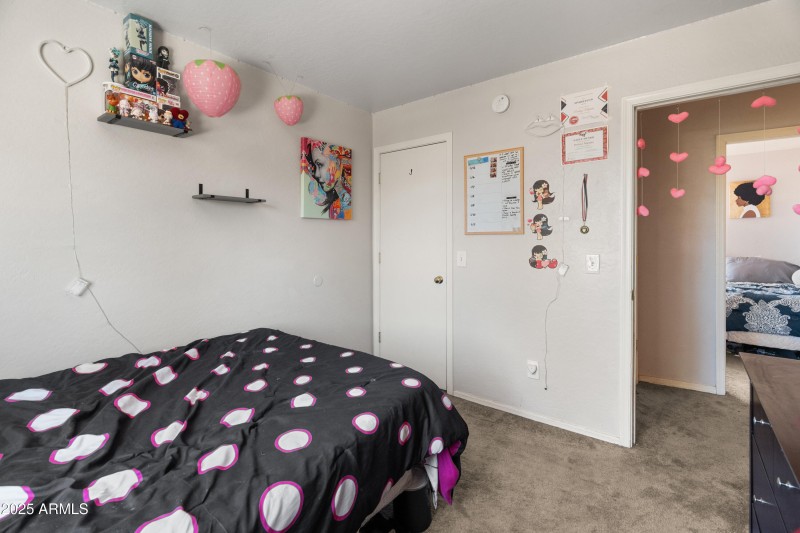 1374 E Tenth Pl-4