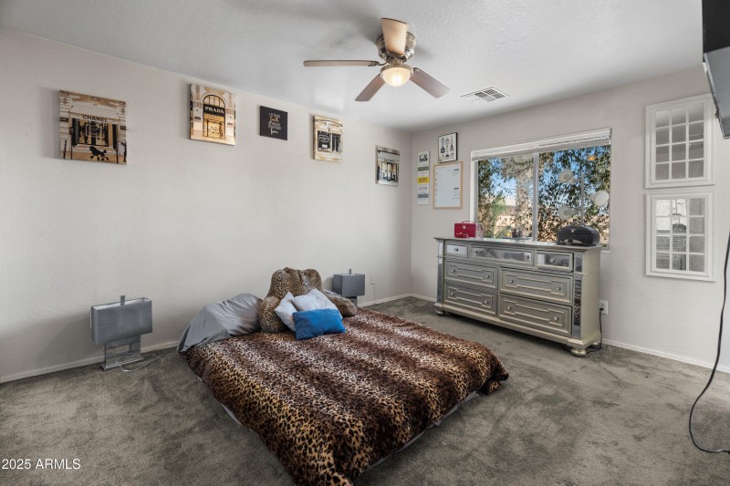 1374 E Tenth Pl-7