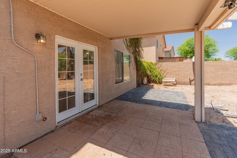 1374 E Tenth Pl-35
