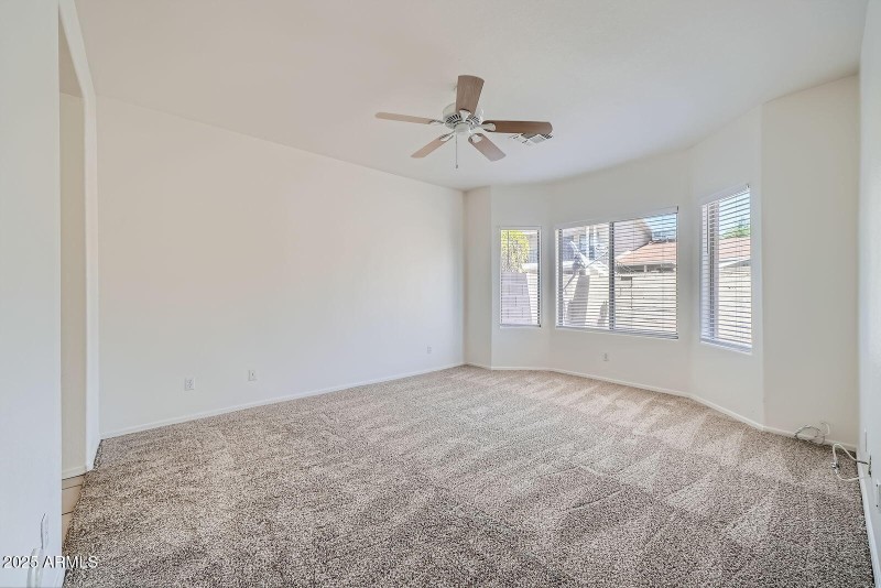 2729 N. Kenton - Web Quality - 012 - 14