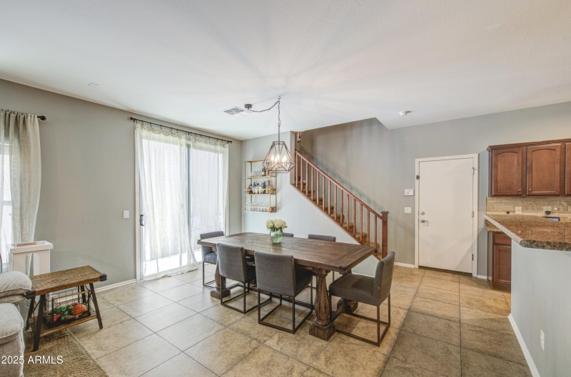 Dining Area 1