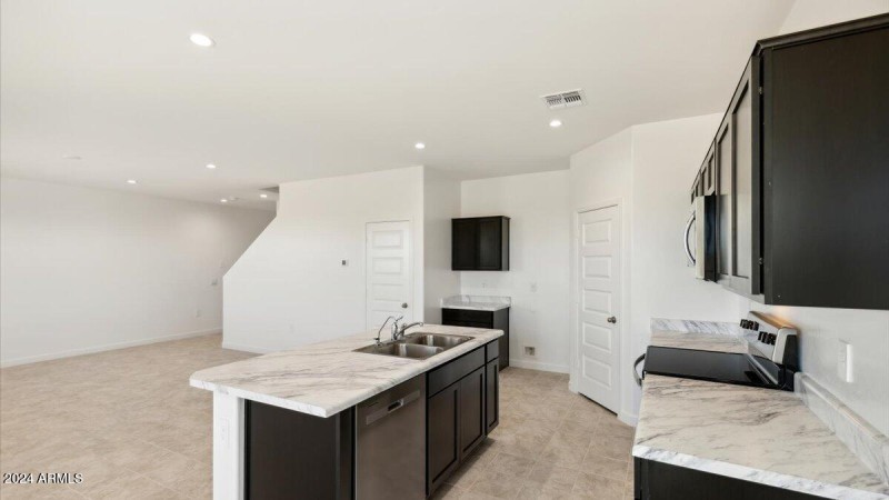 Grace kitchen 5