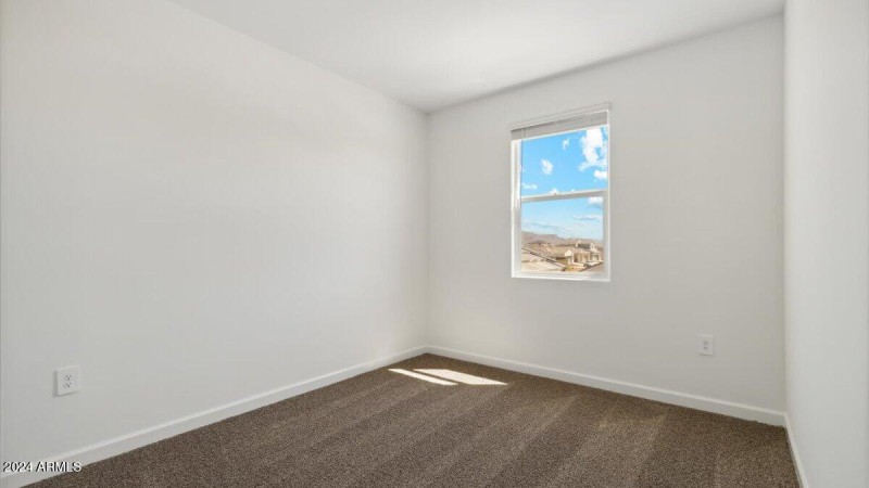 Grace bedroom