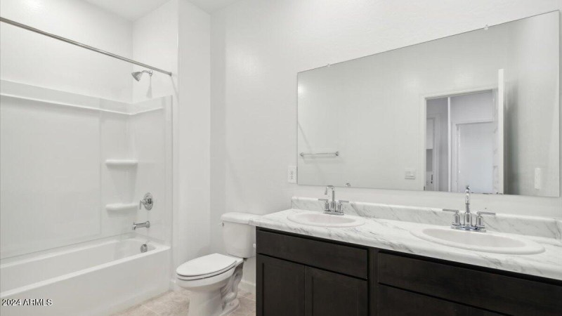 Grace bathroom