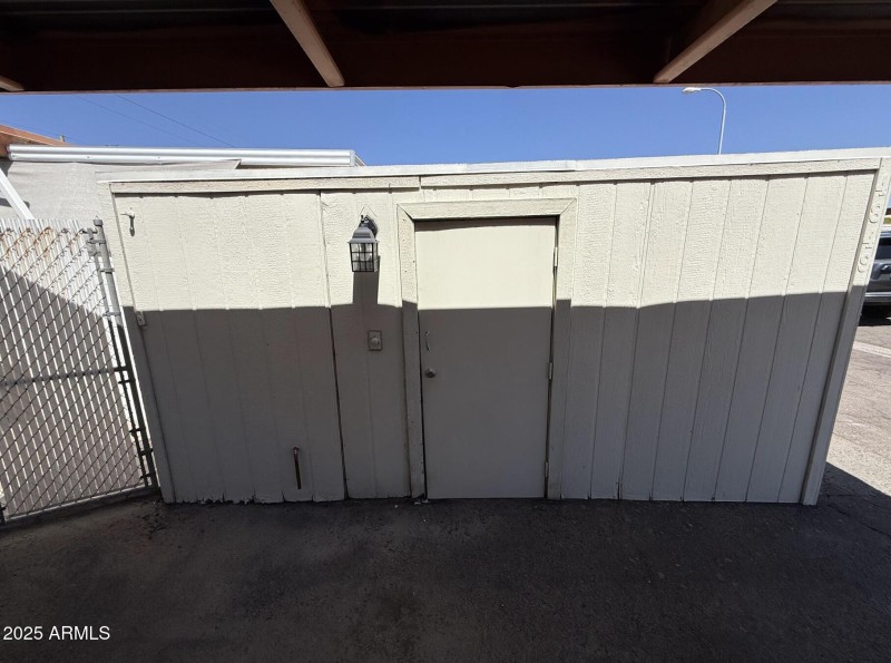 Shed