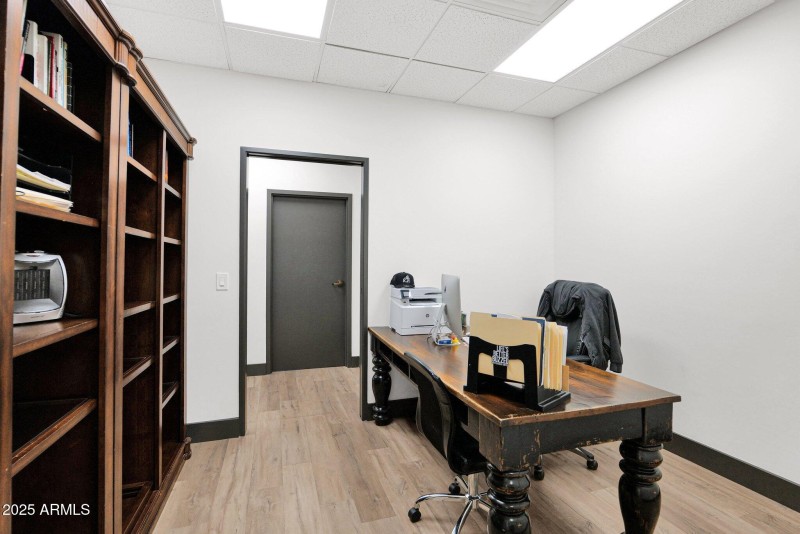 Office 4