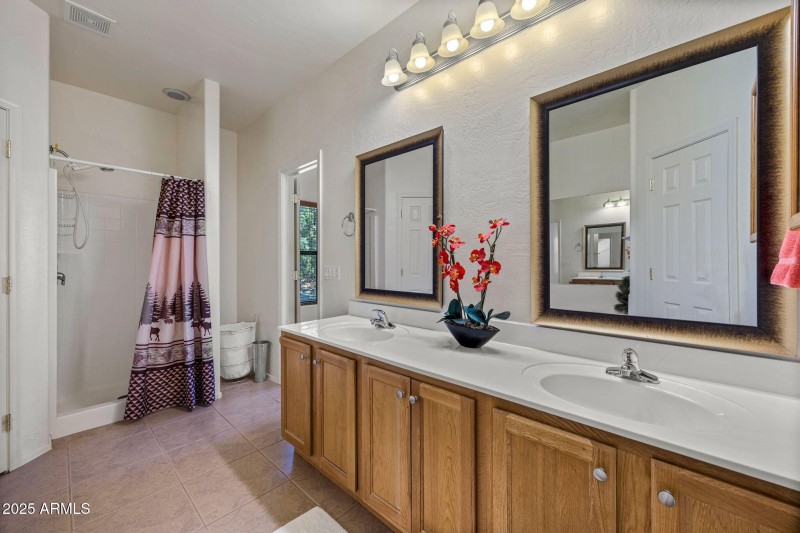 OWNERS BATHROOM
